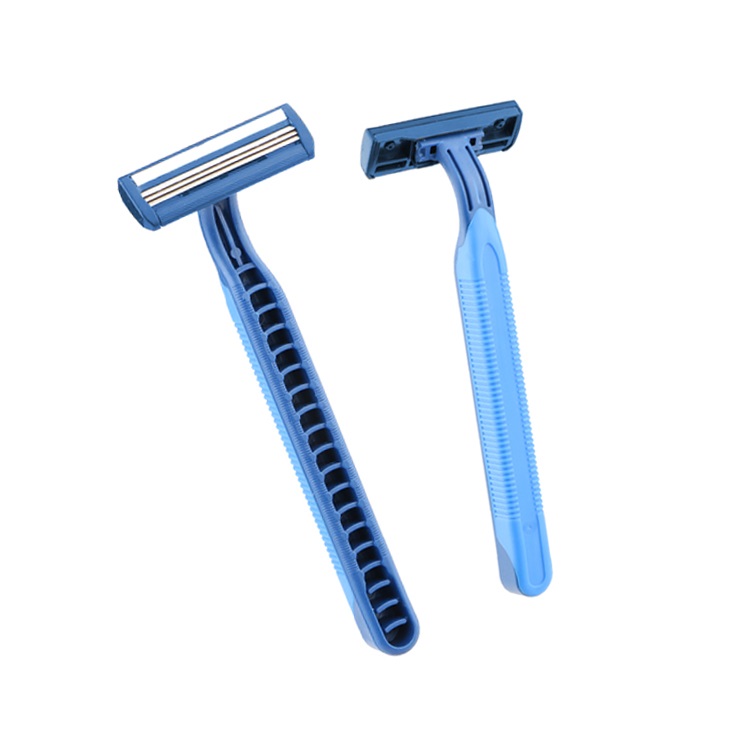 Rubber-311 triple blade disposable razor