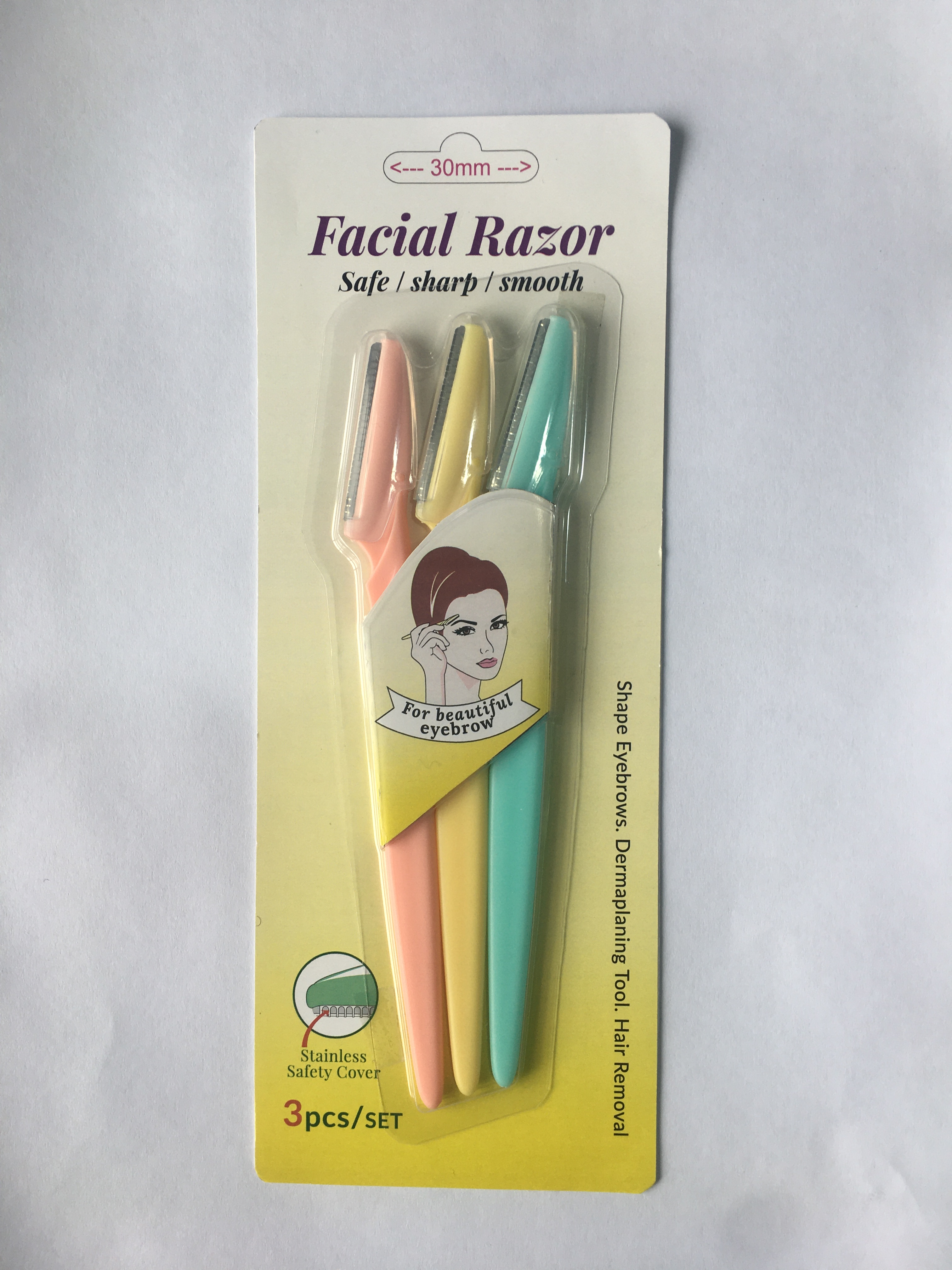 eyebrow razor in blister card packing